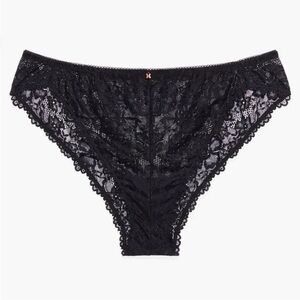 SAVAGE✖️FENTY (2) PAIR Floral Lace Brazilian Panties NWT